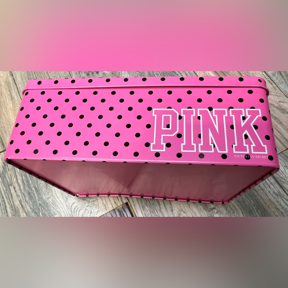 VS PINK VINTAGE TIN **COLLECTIBLE**